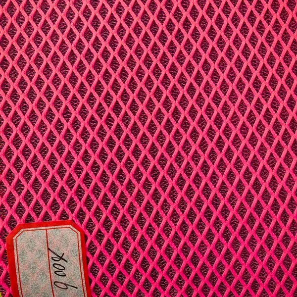 Hoe drielaagse mesh-stof te gebruiken?